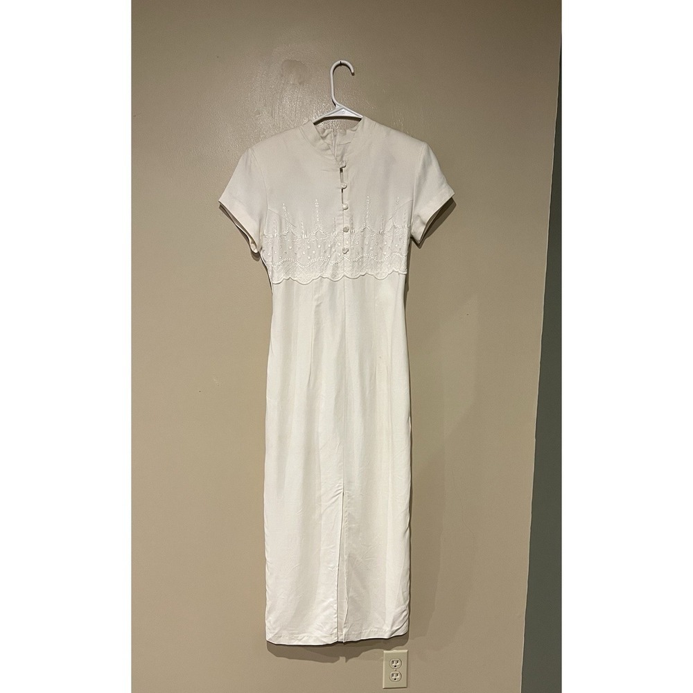 Xtrmz Vintage White/Ivory Lace Button Front Short Sleeve Mock Neck Dress Wedding